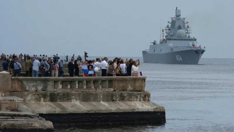 Russian warships arrive in Cuba in show of force