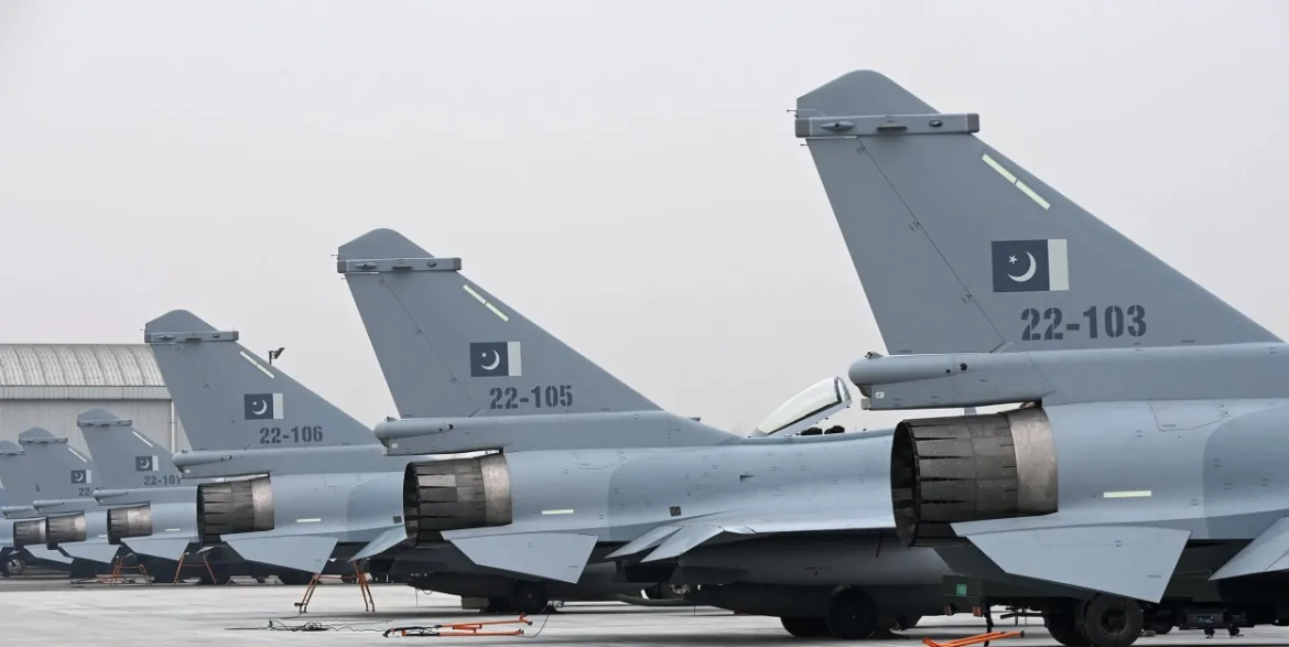 Pakistan Pilots Start 5th-Gen Fighter Training In China? Will IAF’s Dwindling Fleet Force India Into ‘Panic Buying’