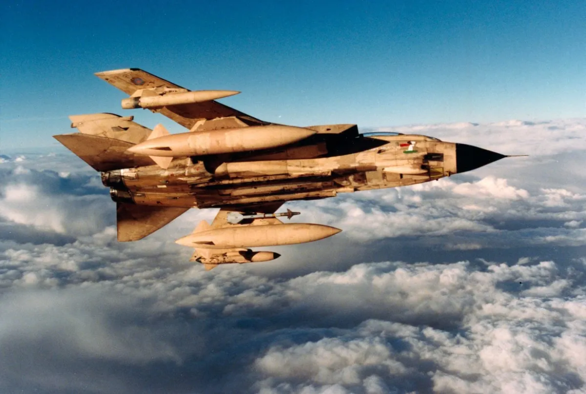 Middle-East War: How Tornado Fighters Wreaked Iraq’s Airfields With JP233 Munitions & Crippled Its Air Force