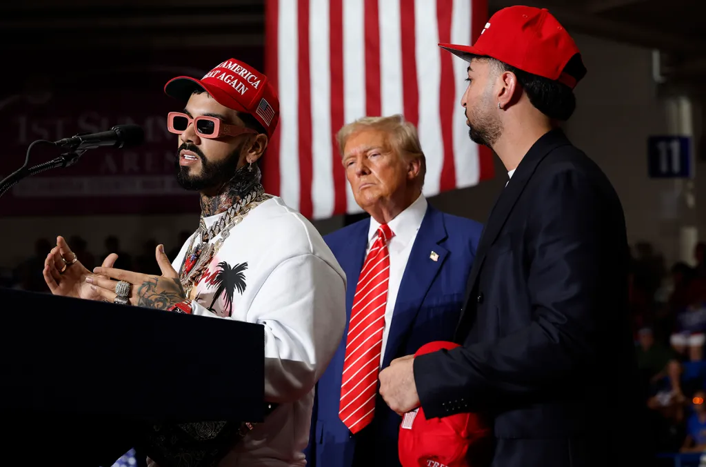 Record-breaking Puerto Rican musicians take the stage at Trump’s Friday rally