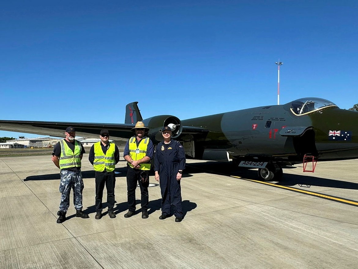 Canberra bomber soars in Queensland skies