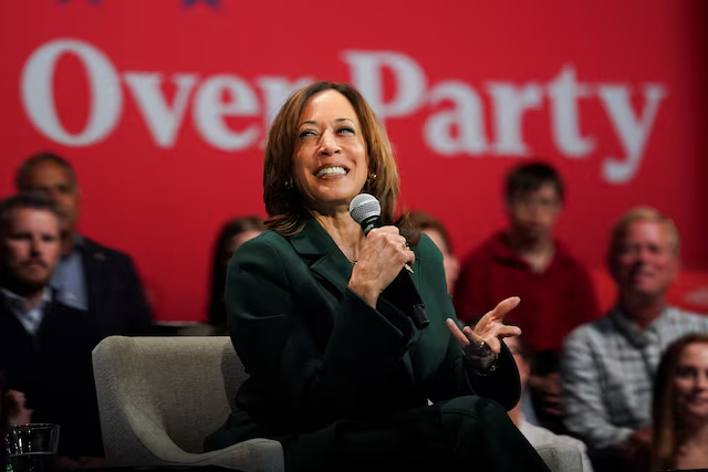 Harris holds 46%-43% lead over Trump amid voter gloom, Reuters/Ipsos poll finds