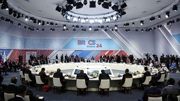 BRICS leaders tout joint finance, trade projects at Russian summit