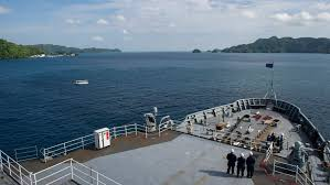 USS Emory S. Land visits Republic of Palau