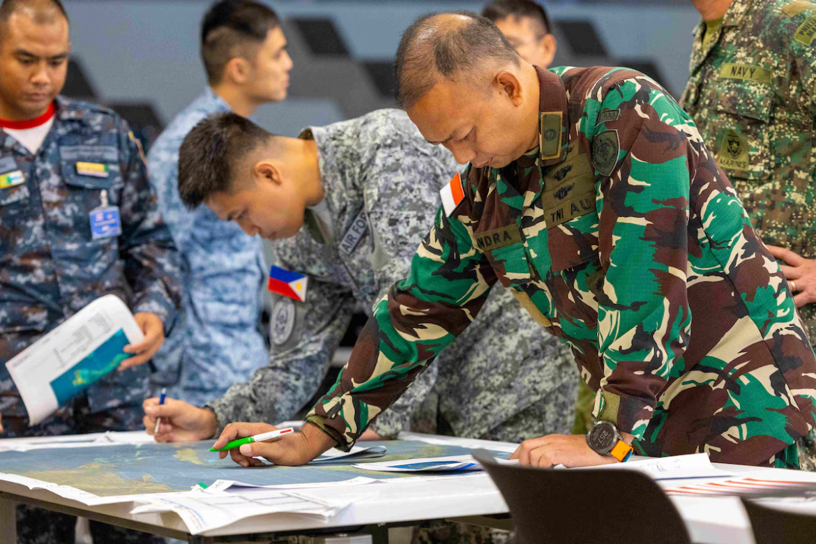 Pacific IAMD Center facilitates global relationships among Air Defenders from 11 Nations