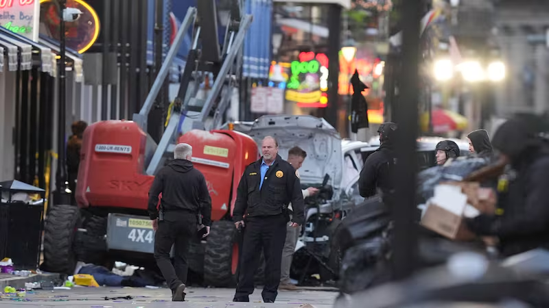 1 person dies when truck catches fire and explodes outside Trump’s Las Vegas hotel