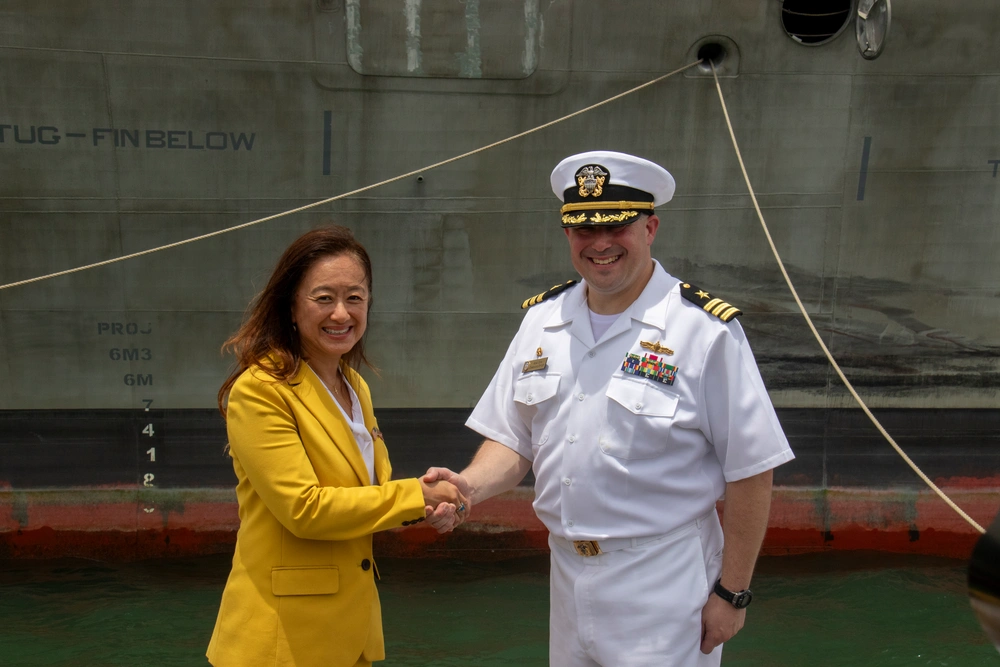 USS Santa Barbara conducts first-ever visit to Colombo, Sri Lanka