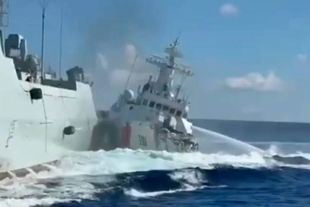 Chinese ships collide during clash with Philippine vessel at contested Scarborough Shoal