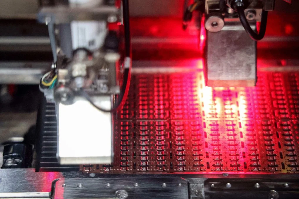 US lawmakers push expanded chip export curbs on China